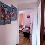 Premium Na Wzgorzu Czwartek