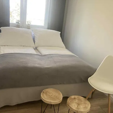 Premium Na Wzgorzu Czwartek * ルブリン